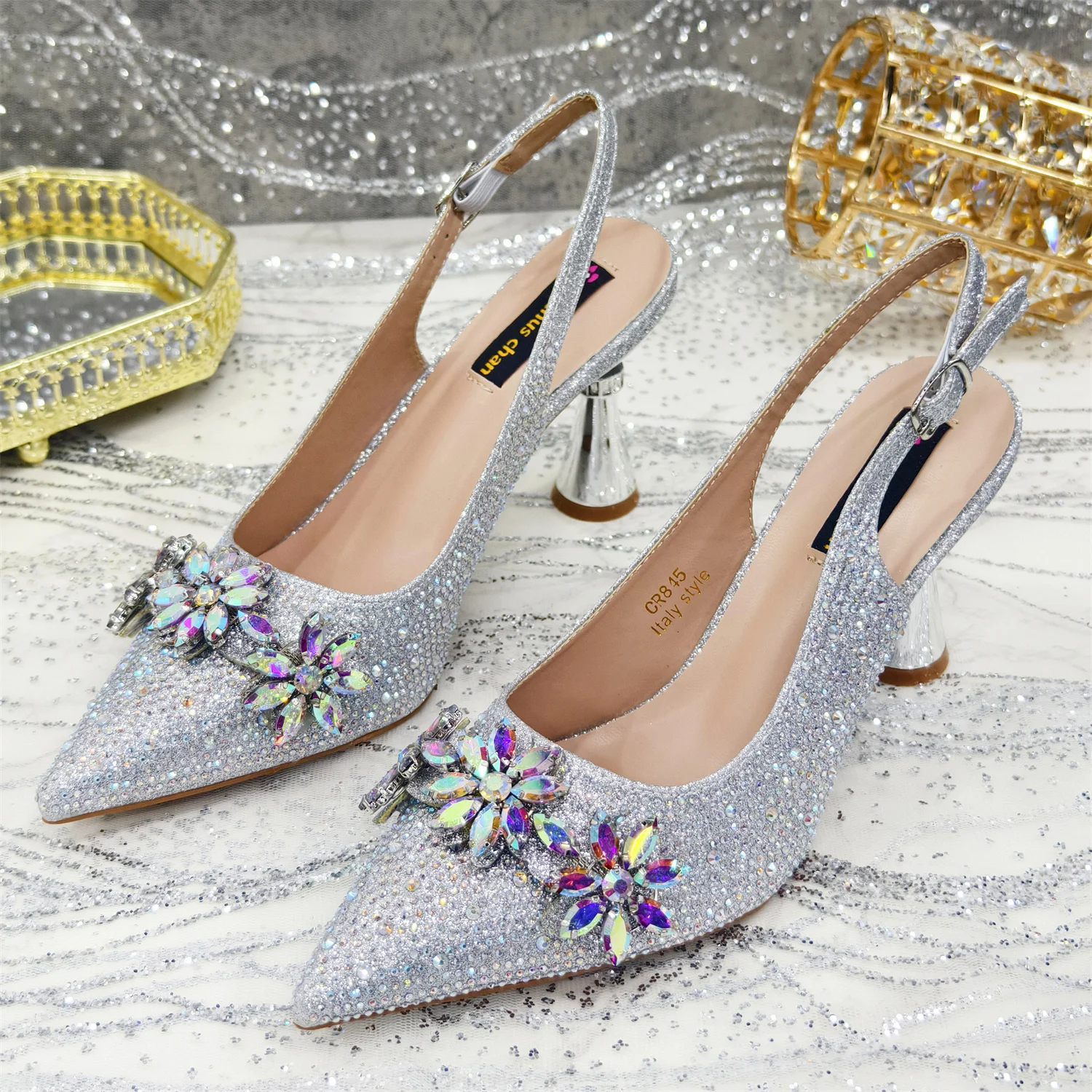 2025 Pointed Toe High Heels Shoes and Bags Set With Rhinestone for Women Wedding Party Elegant Luxury Fashion in Sky Blue