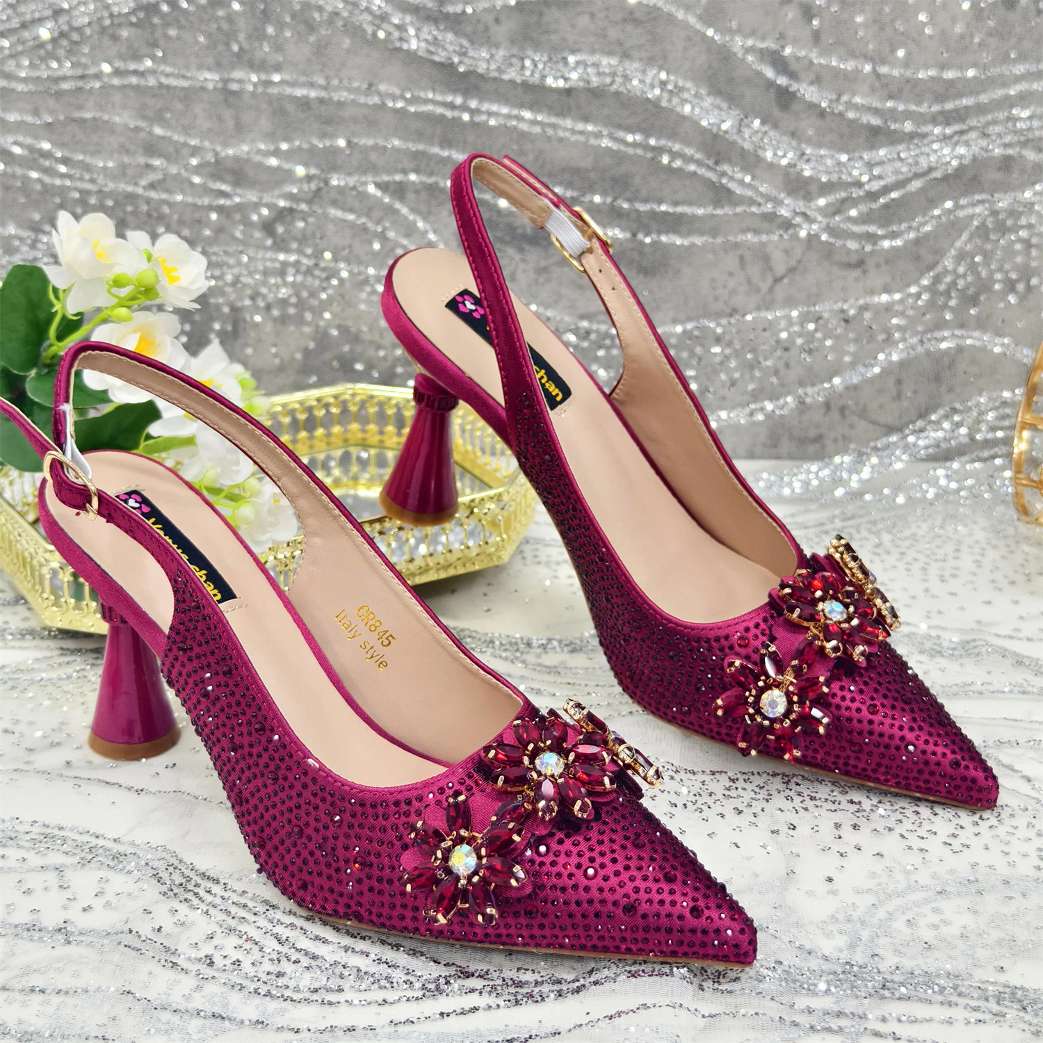 2025 Pointed Toe High Heels Shoes and Bags Set With Rhinestone for Women Wedding Party Elegant Luxury Fashion in Sky Blue