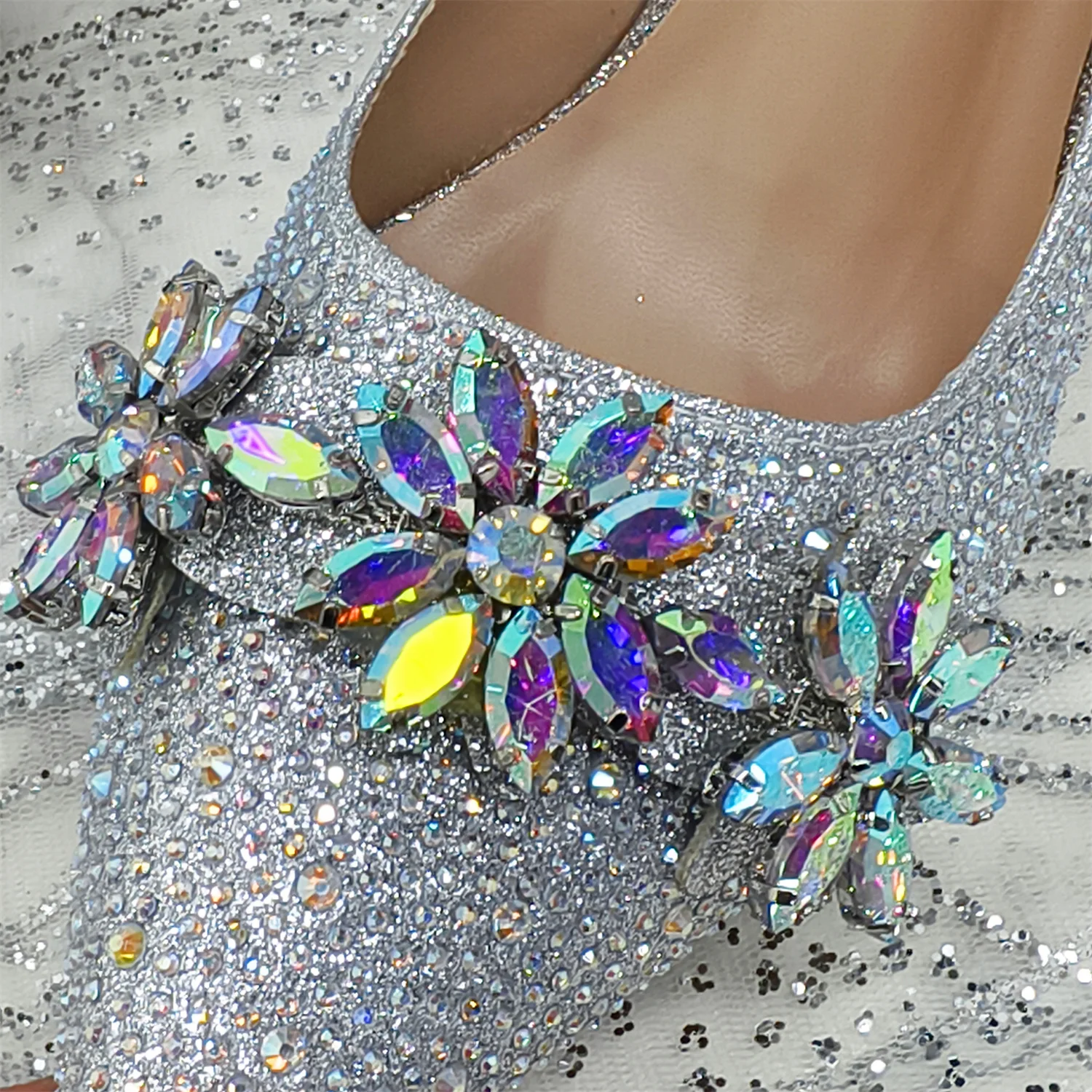 2025 Pointed Toe High Heels Shoes and Bags Set With Rhinestone for Women Wedding Party Elegant Luxury Fashion in Sky Blue