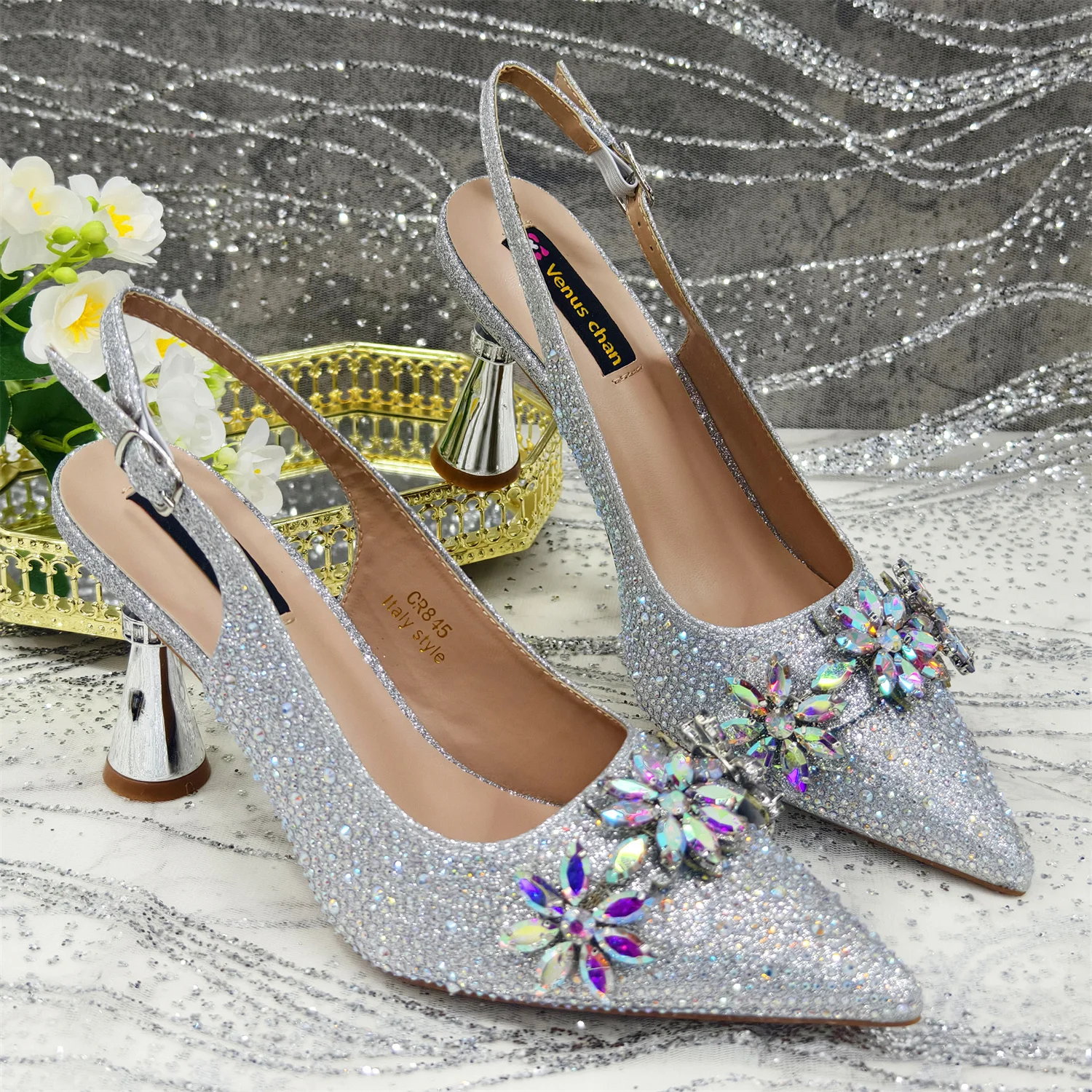 2025 Pointed Toe High Heels Shoes and Bags Set With Rhinestone for Women Wedding Party Elegant Luxury Fashion in Sky Blue