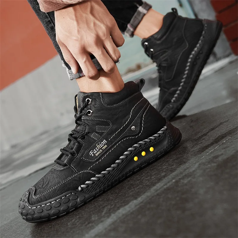 Men's Hand-Stitched Fashion Boots, Retro Lace-Up Mid-High Casual Shoes, Suitable for Spring and Autumn Daily Wear, Outdoor Hiking Boots, Comfortable Large-Size Men's Shoes