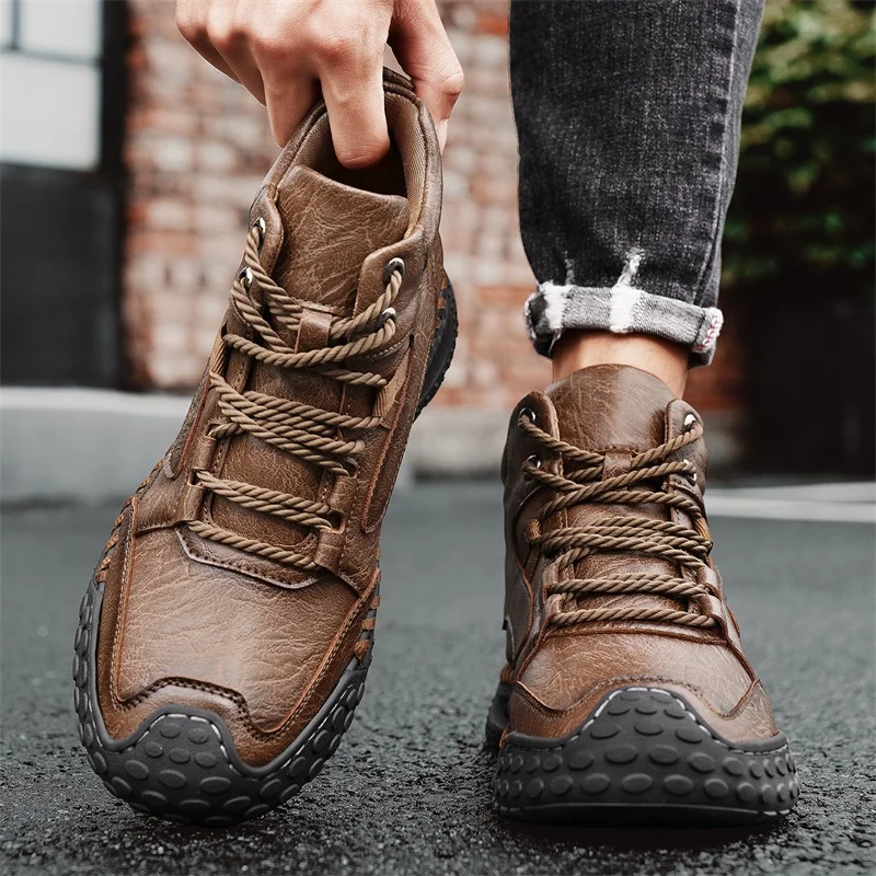 Men's Hand-Stitched Fashion Boots, Retro Lace-Up Mid-High Casual Shoes, Suitable for Spring and Autumn Daily Wear, Outdoor Hiking Boots, Comfortable Large-Size Men's Shoes