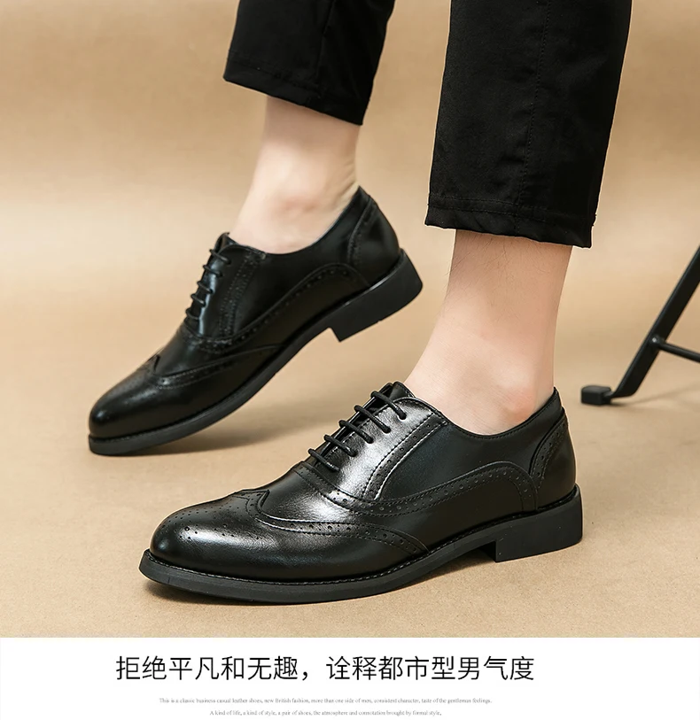 Oxfords Men Shoes Red Sole Fashion Business Casual Party Banquet Daily Retro Carved Lace-up Brogue Dress Shoes