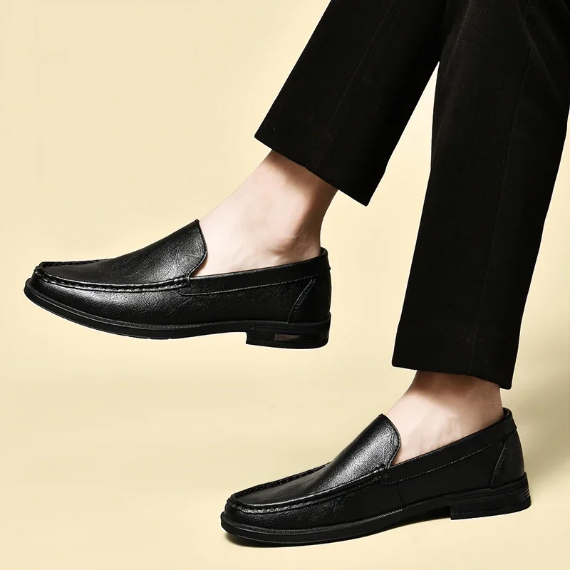 Leather Men Footwear Slip on Office Man Formal Shoes Wedding Party Men Dress Shoes Breath Driving Lazy Loafers Moccasins