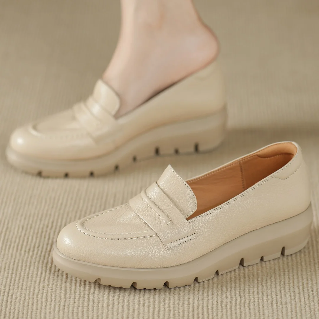 Women's sheepskin round toe slip-on thick sole platform flats loafers high quality soft comfort casual female daily moccasins 40