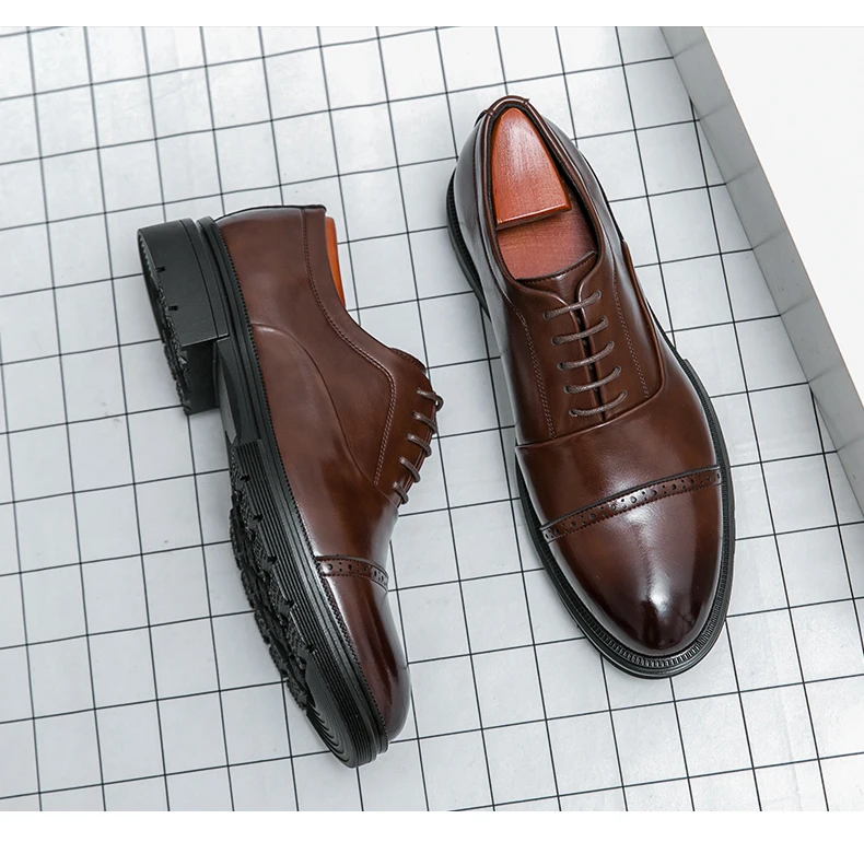 Classic Brogues Shoes Men Trend Wedding Social Leather Shoes For Men High Quality Men's Dress Shoes Casual Business Shoes Male