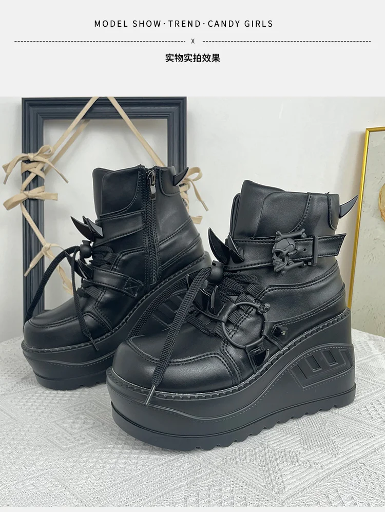 2025 Women's Black Skull Decorative Gothic Tide Genuine Leather Shoes 9cm Thick-soled Lace-Up Short Boots