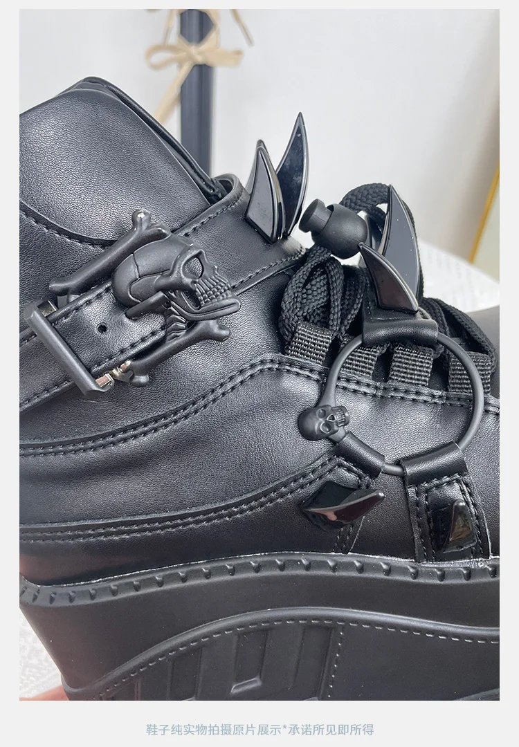 2025 Women's Black Skull Decorative Gothic Tide Genuine Leather Shoes 9cm Thick-soled Lace-Up Short Boots