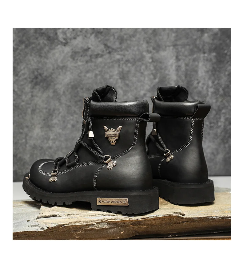 Men boots New Winter Slippers Warm Men Shoes Waterproof Non-Slip Plush Sneakers Male tenis shoes Boots Men Sneakers Winter