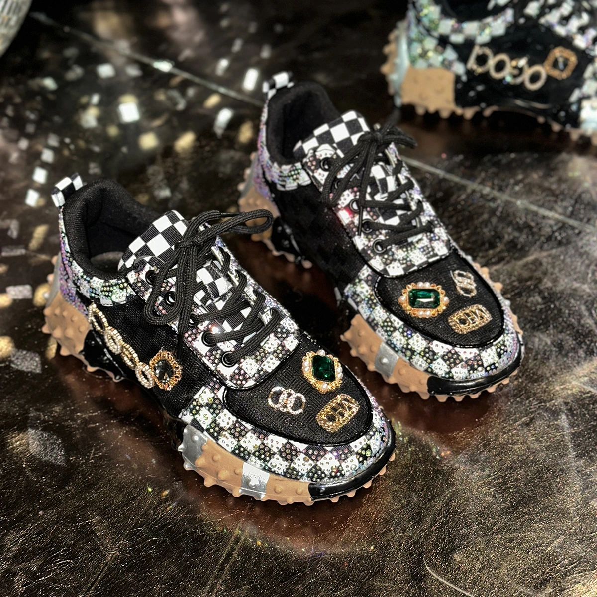 Women's Non-slip Platform Shoes Trendy Diamond Luxury Sports Tennis Shoes Women Casual Elegant Fashion Rhinestone Designer Shoes