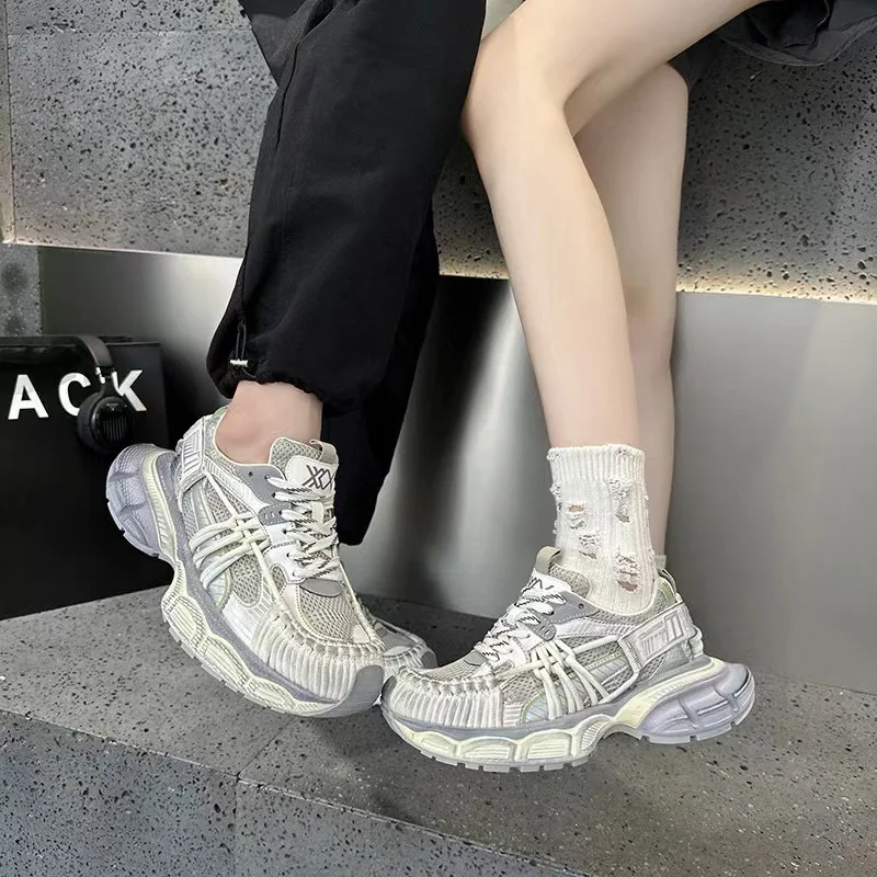 Women 2026 Spring and Autumn Couple New Color Polishing Old Straps Dirty Retro Thick Sole Heightening Fashion Sports Dad Shoes