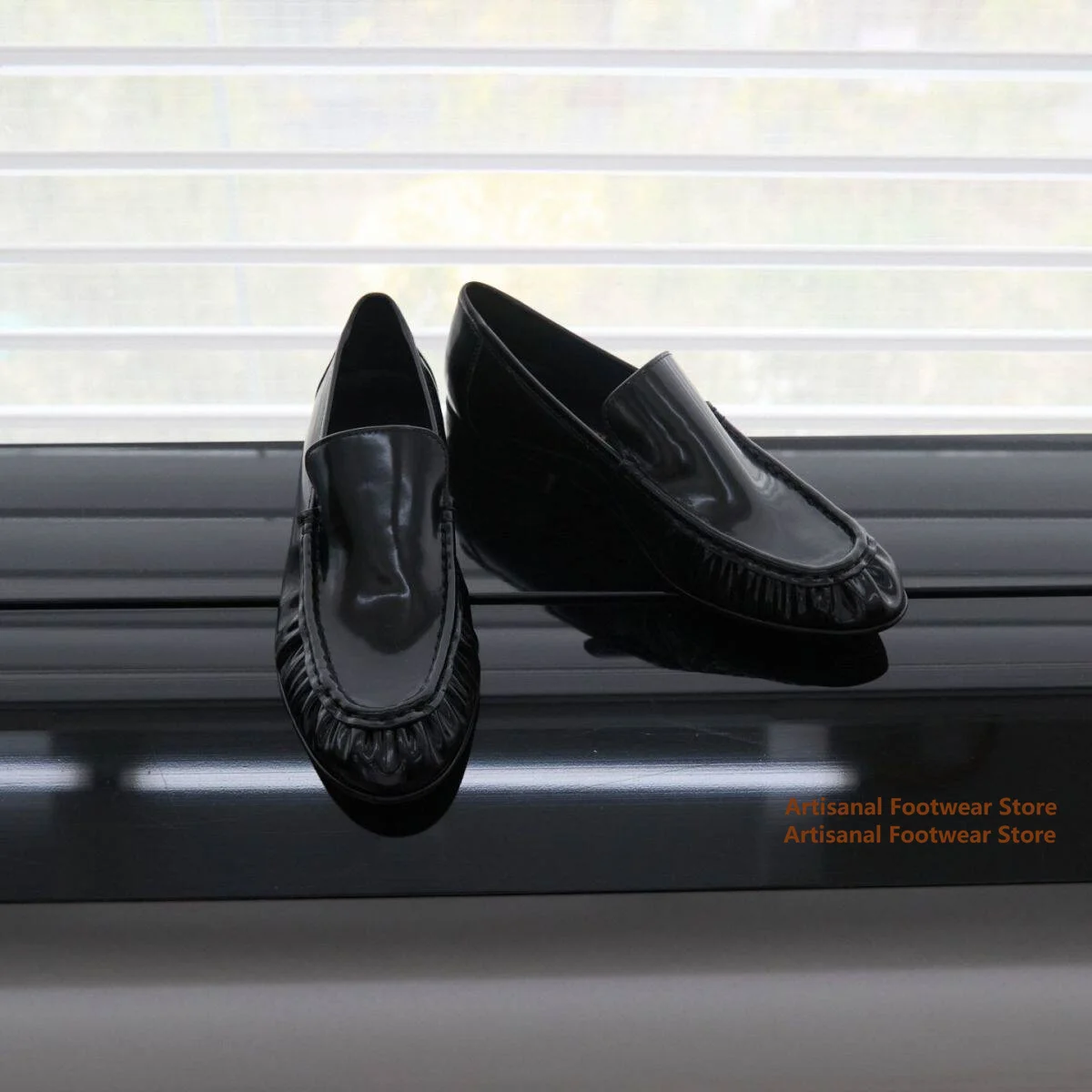Black Glossy Slip On Loafers Men's Derby Shoes Business Formal Leather Shoes Commuting Casual Shoes Trendy Luxury Men's Shoes
