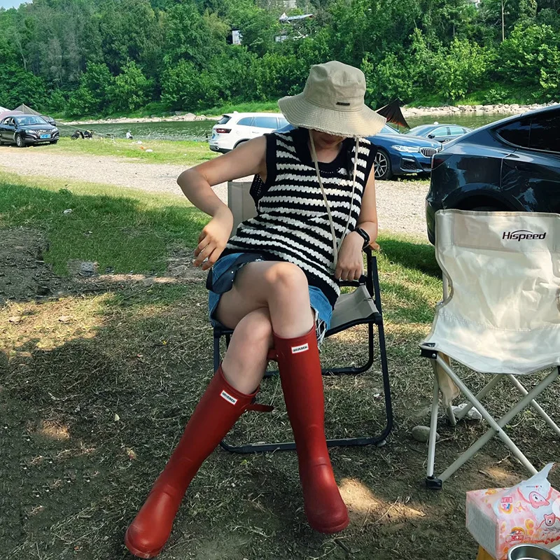 2026 New Fashion Rain Boots Women's Non-slip Wear-resistant Waterproof Shoes Wear High Boots.