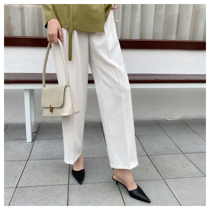 Brand Slippers Women Pointed Toe Slides Women Low Heel Mules Thin Heel Slippers Outdoor Flip Flops Pleated Shoes Female Sandals