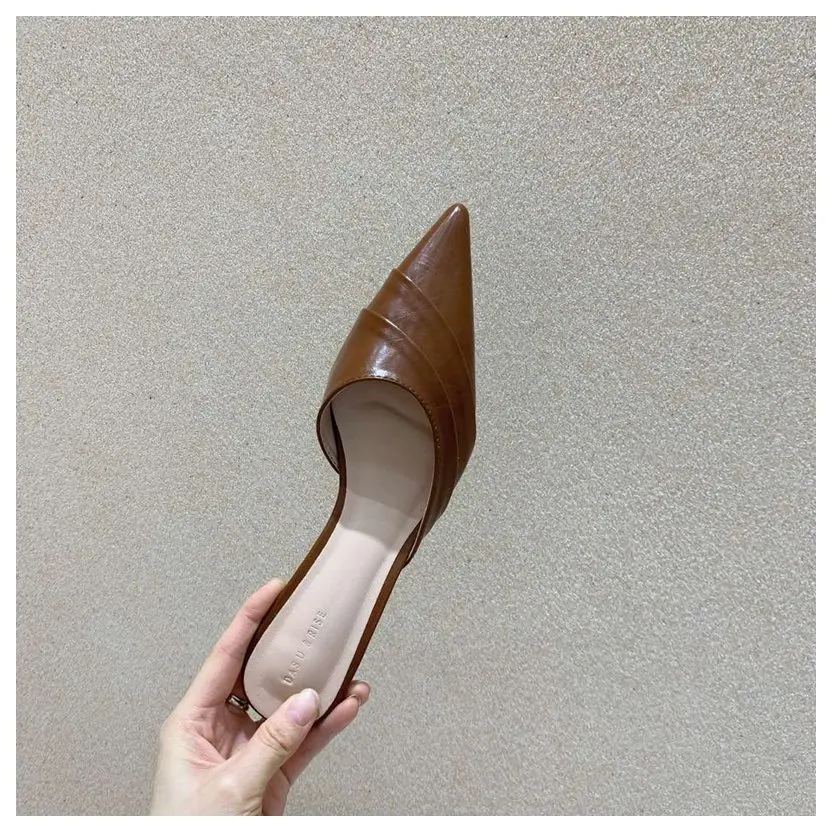 Brand Slippers Women Pointed Toe Slides Women Low Heel Mules Thin Heel Slippers Outdoor Flip Flops Pleated Shoes Female Sandals