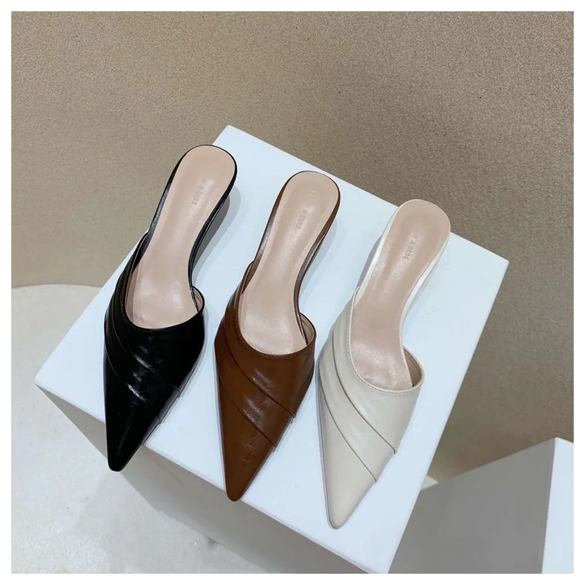 Brand Slippers Women Pointed Toe Slides Women Low Heel Mules Thin Heel Slippers Outdoor Flip Flops Pleated Shoes Female Sandals