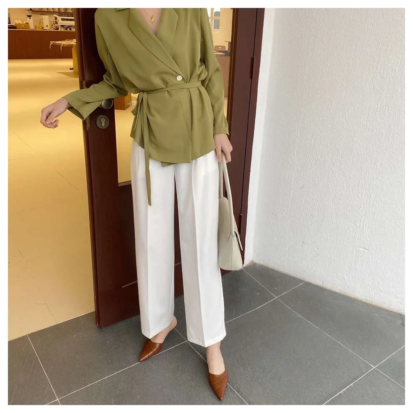 Brand Slippers Women Pointed Toe Slides Women Low Heel Mules Thin Heel Slippers Outdoor Flip Flops Pleated Shoes Female Sandals