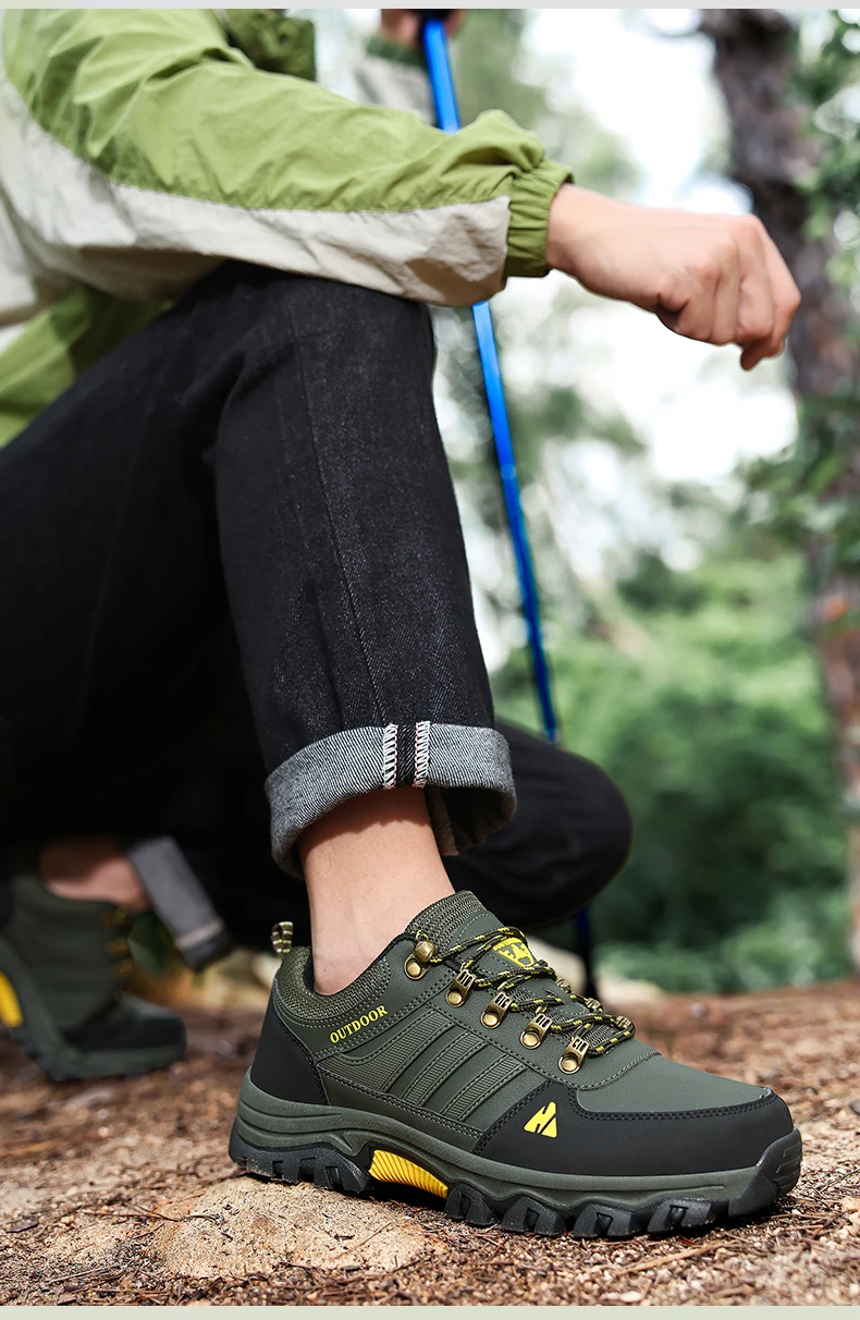 Men's Plus Size Outdoor Hiking Shoes Four Seasons Non-Slip Comfort Casual Walking Shoes Fashion Youth Joker Sports Running Shoes