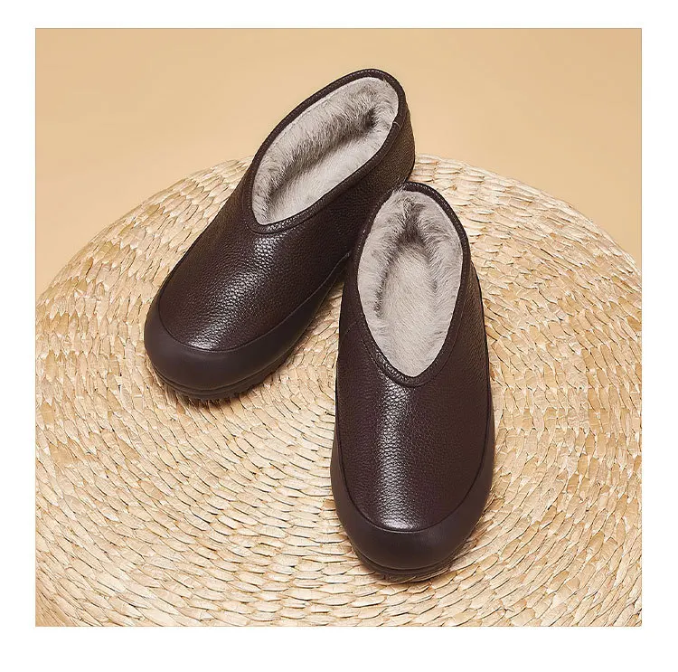 Women's 2026 New Model Genuine Leather Single Shoes, Retro and Warm, Bean-shaped Shoes, Flat Bottom, Mom's Shoes Luxury Shoes