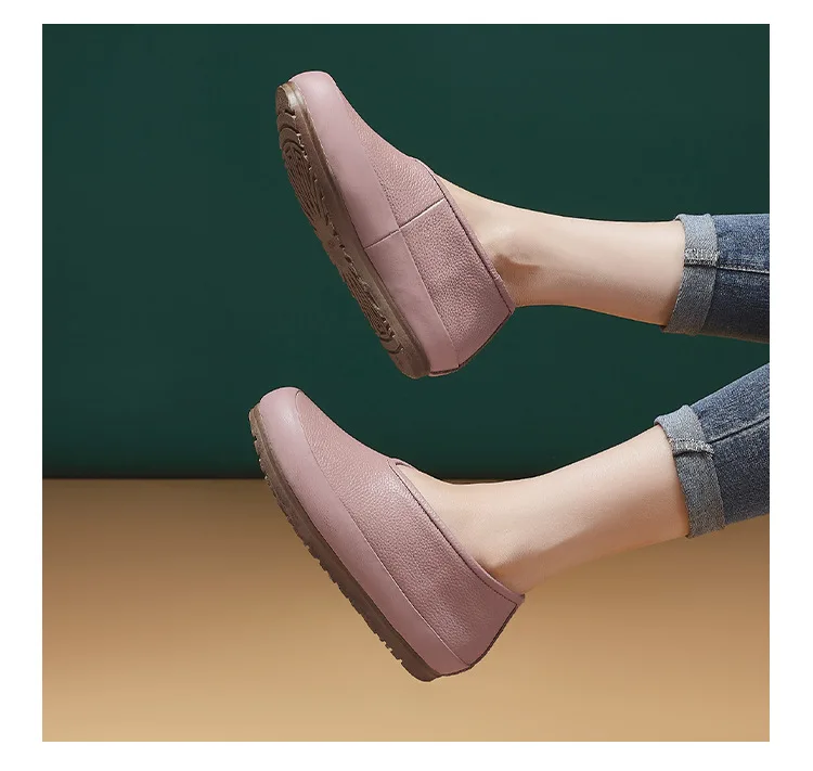 Women's 2026 New Model Genuine Leather Single Shoes, Retro and Warm, Bean-shaped Shoes, Flat Bottom, Mom's Shoes Luxury Shoes