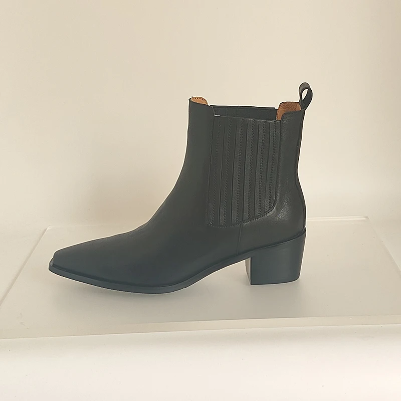 SmallHut 2026 New Trend Women Autumn Winter Genuine Leather Ankle Boots Black Brown High Chunky Heeled Pointed Toe Chelsea Boots