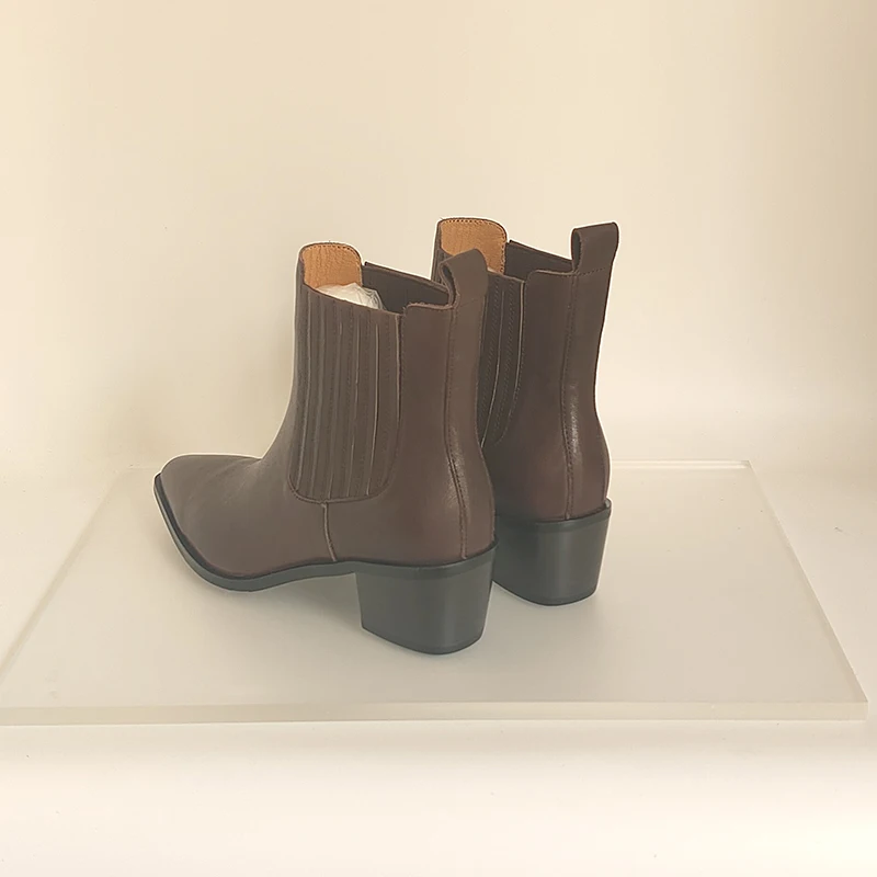 SmallHut 2026 New Trend Women Autumn Winter Genuine Leather Ankle Boots Black Brown High Chunky Heeled Pointed Toe Chelsea Boots