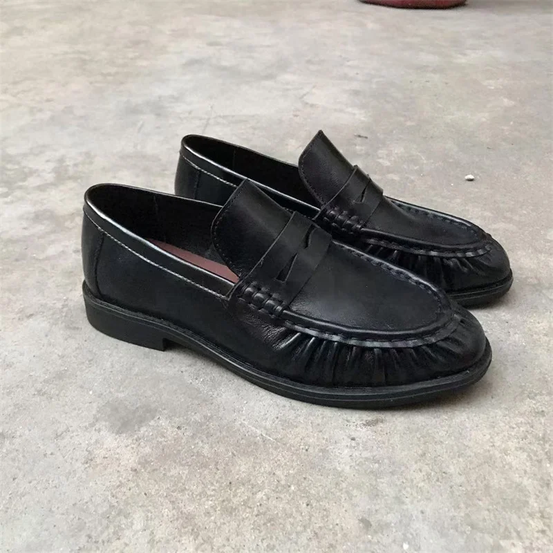 Dilalula 2026 Classic Genuine Leather Pleated Loafers Women French Style Low Heels Slip On Pumps Female Casual Shoes Plus Size