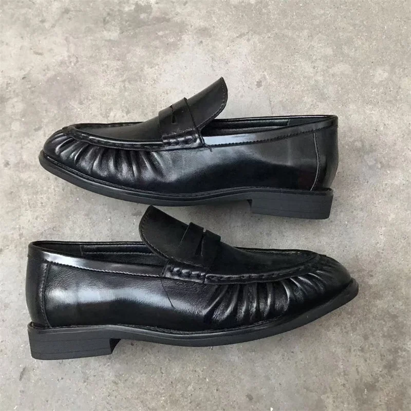 Dilalula 2026 Classic Genuine Leather Pleated Loafers Women French Style Low Heels Slip On Pumps Female Casual Shoes Plus Size