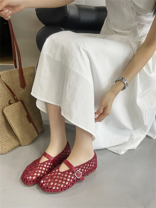 Eilyken Spring Fashion Hand Weaving Hollow Out Buckle Strap Flats Heels Women Sandals Designer Comfortable Ballet Banquet Shoes