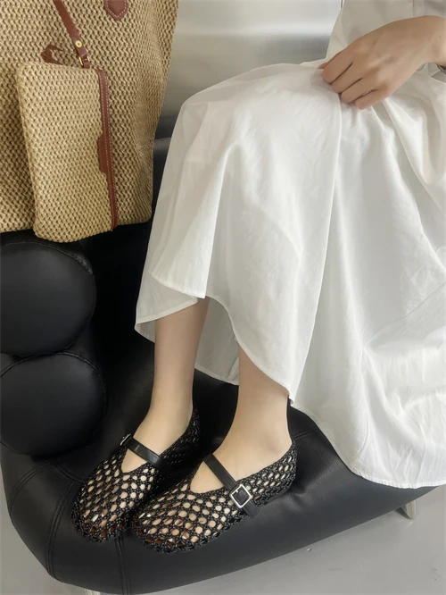 Eilyken Spring Fashion Hand Weaving Hollow Out Buckle Strap Flats Heels Women Sandals Designer Comfortable Ballet Banquet Shoes