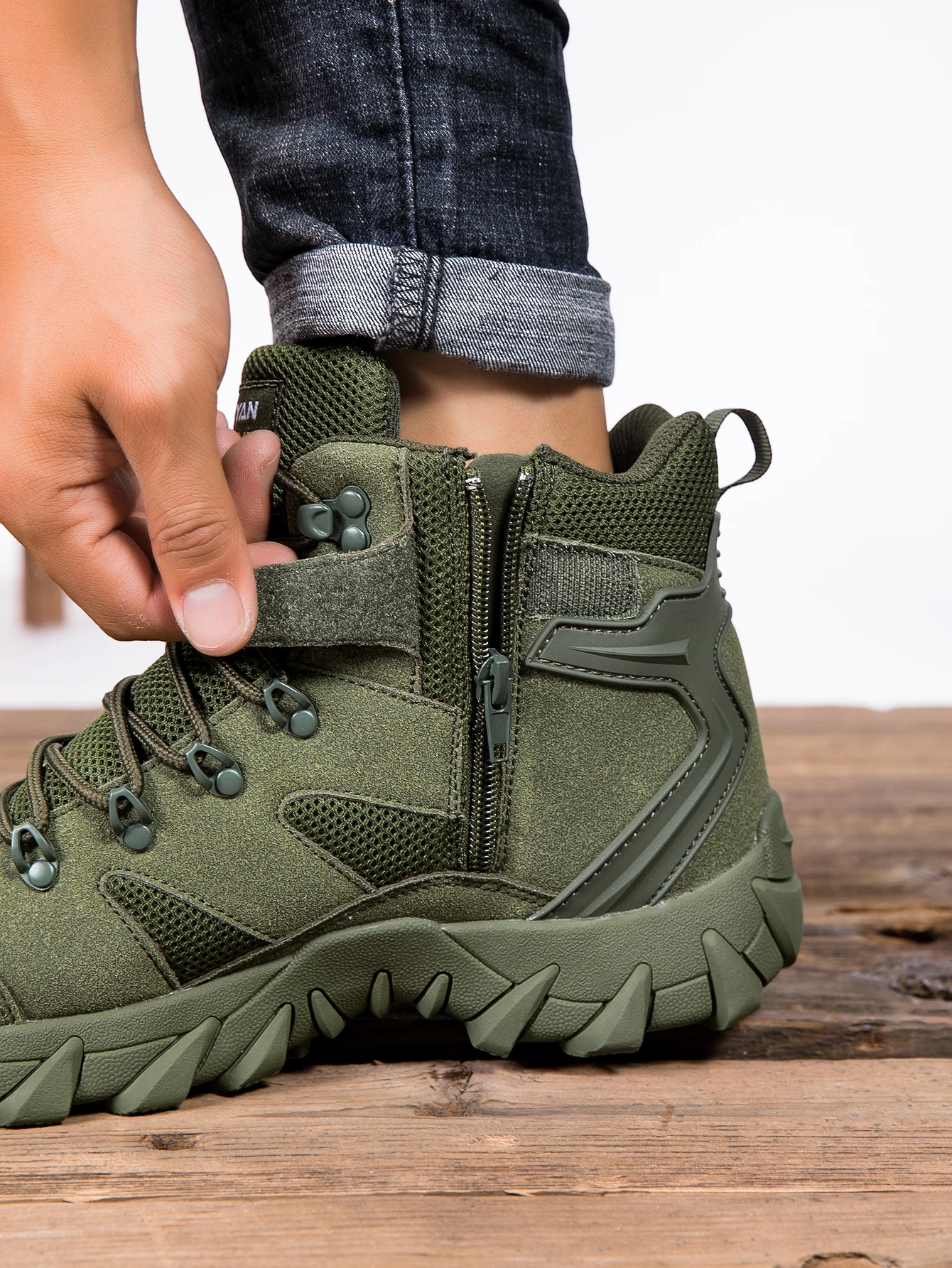 Men Breathable Maleactical Boots Army Shoes TLace Up High Quality Military Outdoor Safety Women Unisex Training Rapid Response