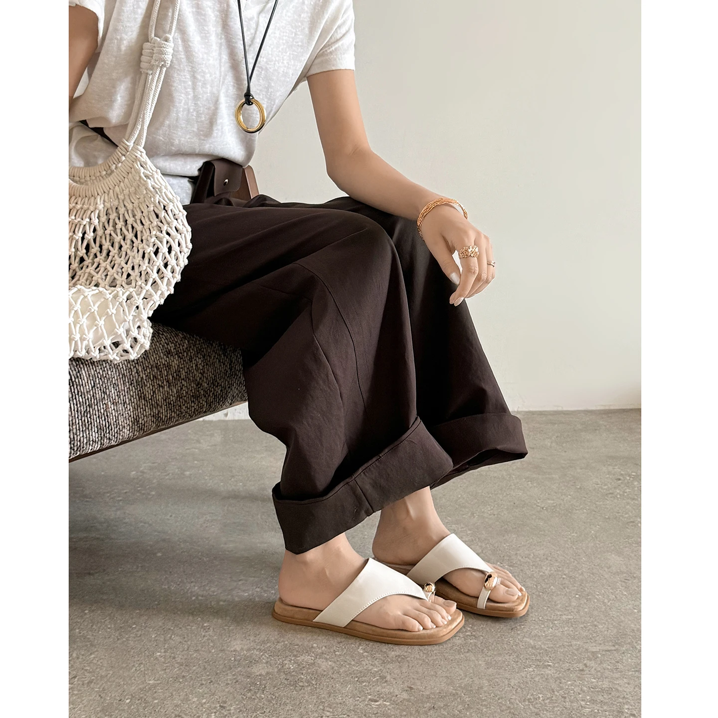 Dilalula 2026 New Genuine Leather Slippers Women Flip Flops Low Heels Daily Casual Shoes Lady Summer Walk Slides Vacation