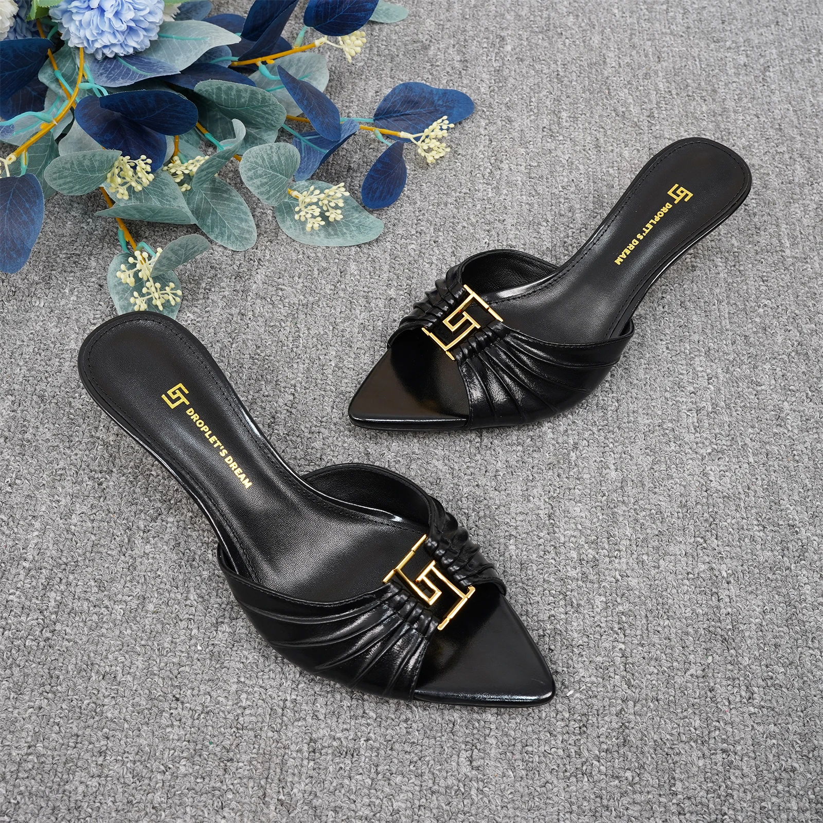 Ladies' High Heels and Slippers, Pointed Design, Metal Decoration, Slim Heel, Suitable for Women to Wear, Fashionable Style, Sum