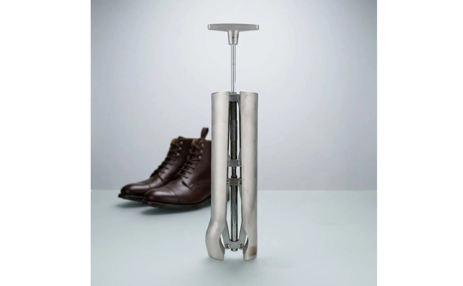 Boot Stretcher Footwear Care Aluminum Adjustable Instep Stretcher Curved Side Plates Boot Shaft Expander for Calf Support