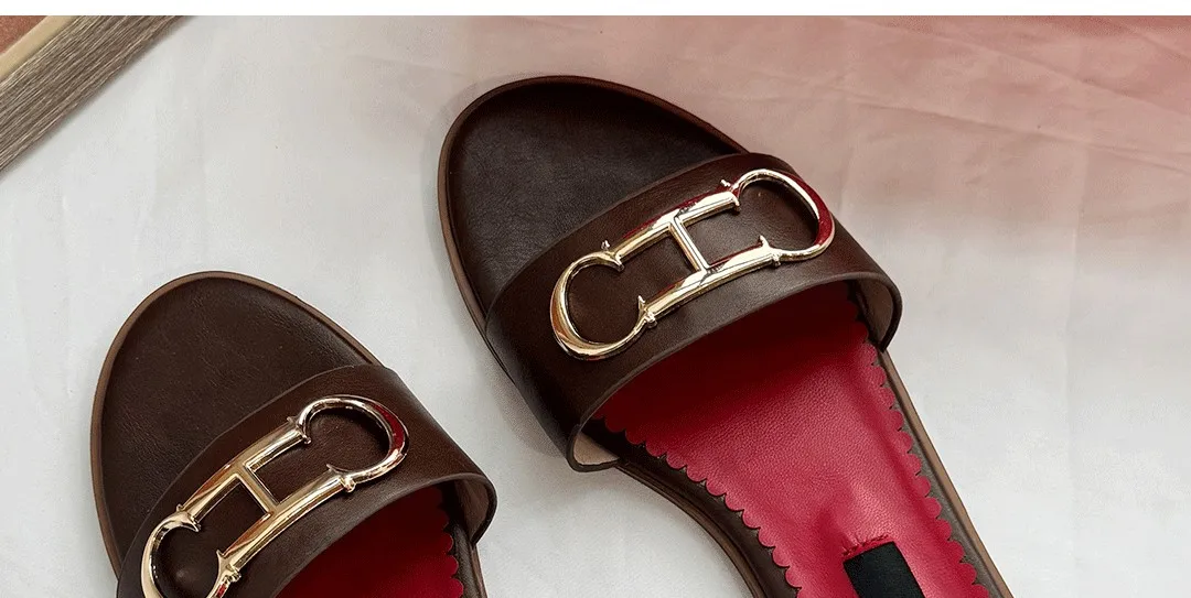 CH 2025 Summer New Women's Leisure Sandals Women's Slippers Simple Solid Colour Design Daily Style Fashion Women's Slippers