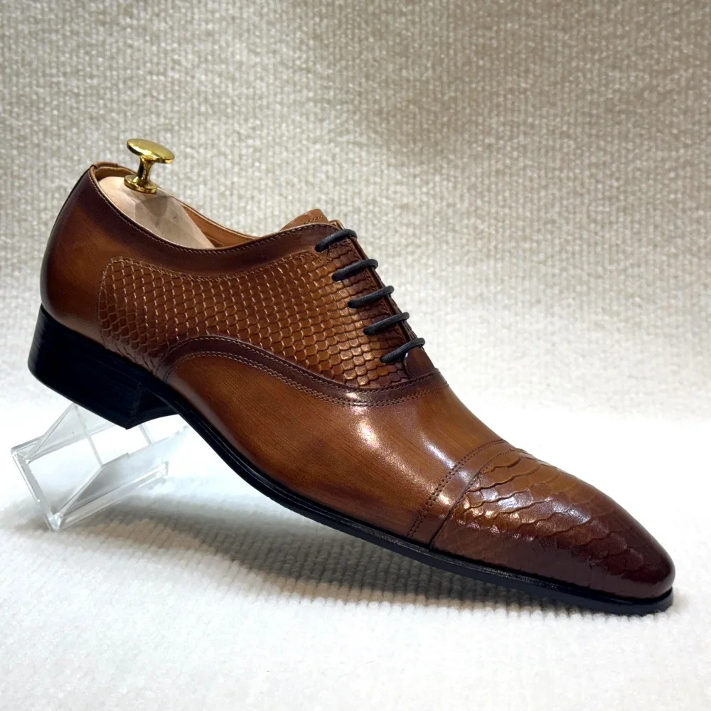 Men's Italian Style Luxury Genuine Leather Derby Shoes Pointed Toe Handmade Formal Oxford Lace-up Brogues