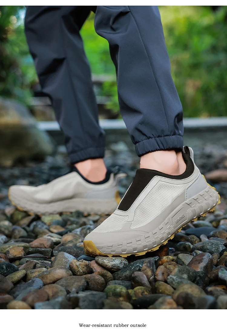 Outdoor Slip On Off-road Running Shoes mountaineering Hiking Shoes Men's Autumn Winter Thick Soled Fashionable Sneaker
