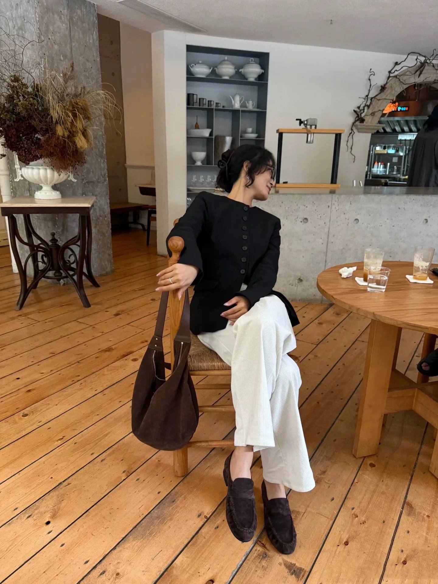 Women's Suede Loafers Slip-On Casual Flats Shoes Comfortable Low Heel Moccasins for Office Work Shoes Daily Wear Vintage Flats