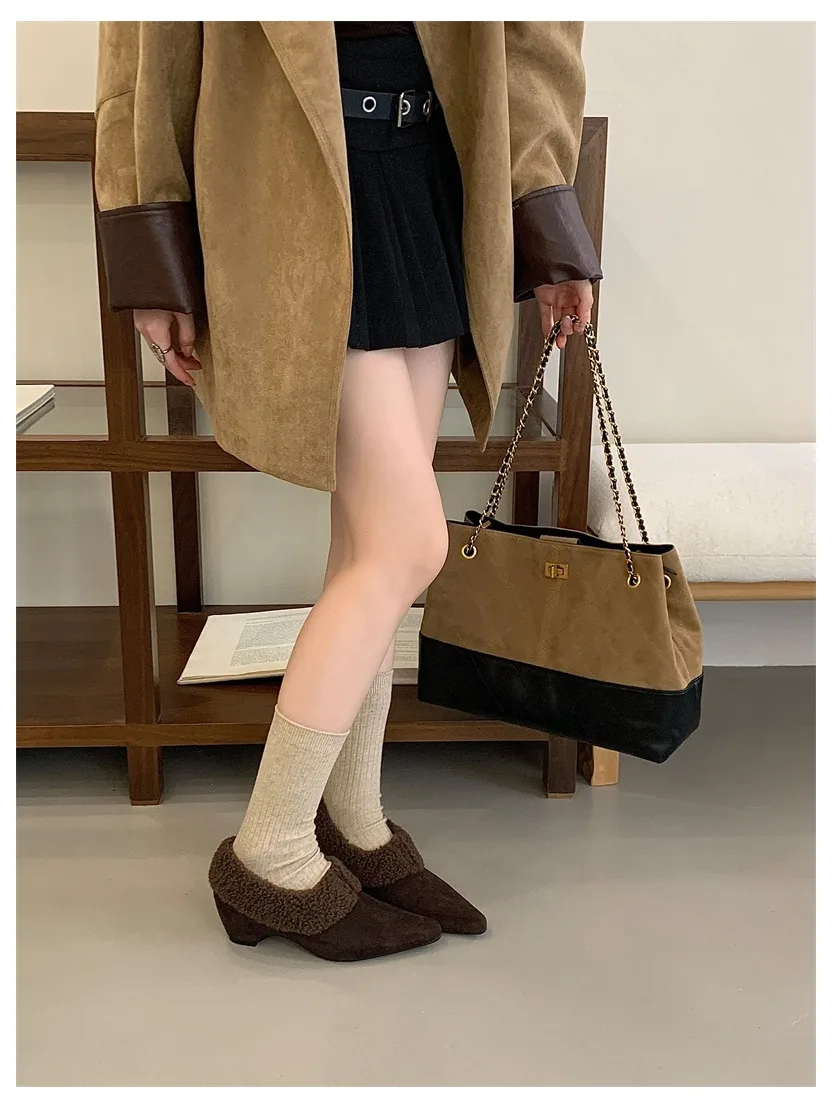 Elegant Women Pumps Thick Low Heel 2026 Winter Warm Fur Shoes New Fashion Ladies Shoes For Party Dress Pumps Pointed To Footwear