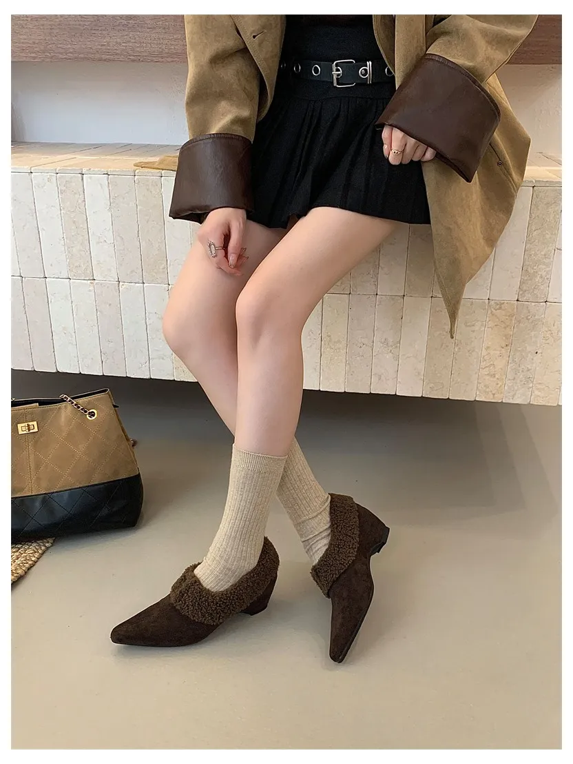 Elegant Women Pumps Thick Low Heel 2026 Winter Warm Fur Shoes New Fashion Ladies Shoes For Party Dress Pumps Pointed To Footwear
