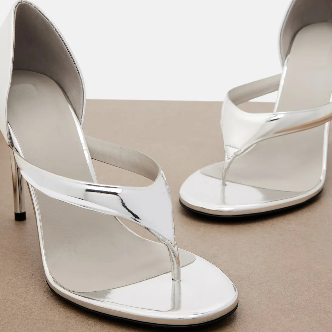 Shiny Patent Leather Cover Heels Flip Toe Sandals Sexy Pointed Toe Thin Heel Suede Custaomized New Arrivals Fashion Women Modern
