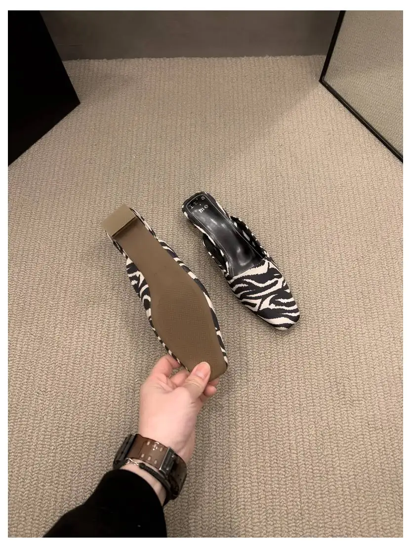 Fashion Zebra Zebra Pattern Mule Shoes Women Low Heels Square Toe Slides Outdoor Slippers New Spring Casual Flat Shoes Chaussure
