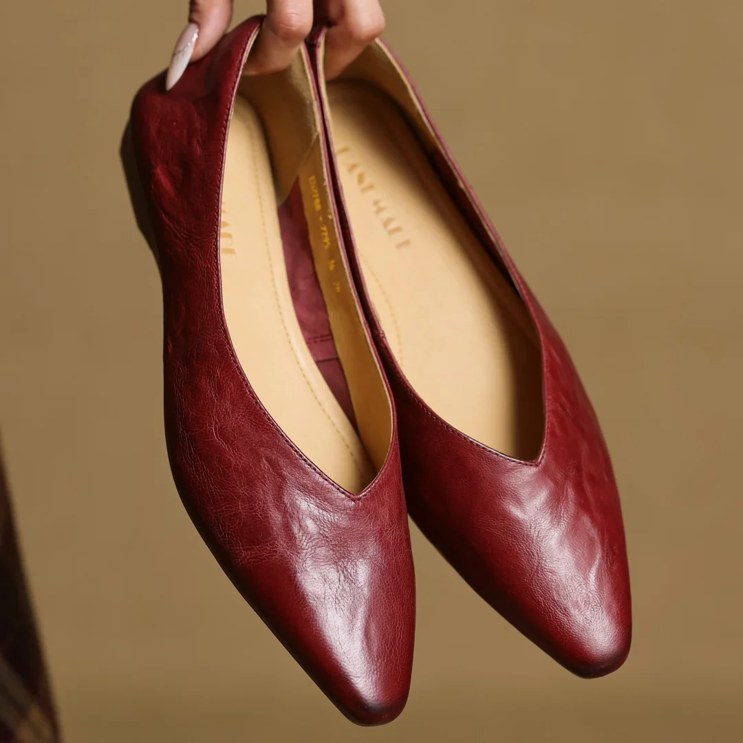 Women's sheepskin pointed toe slip-on flats elegant ladies high quality soft comfortable 2cm kitten heel slim daily dress shoes