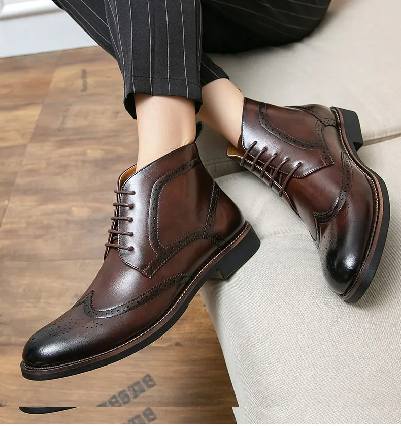 Brand Winter Men Snow Boots Good Quality Leather Ankle Derby Brogue Shoes High Top Lace Up Autumn Black Fashion Size 38-45