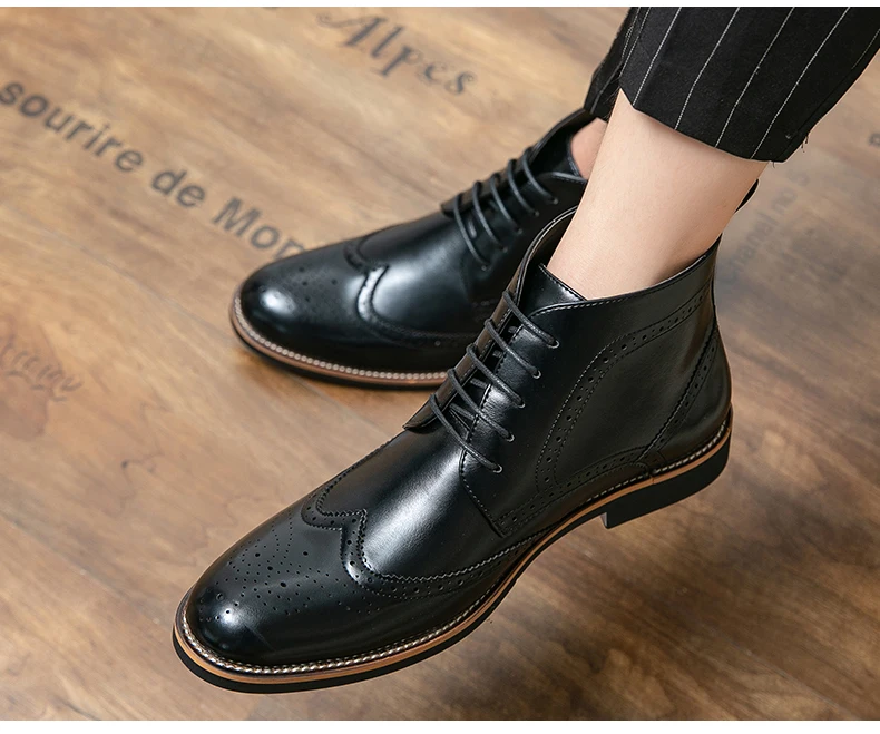 Brand Winter Men Snow Boots Good Quality Leather Ankle Derby Brogue Shoes High Top Lace Up Autumn Black Fashion Size 38-45