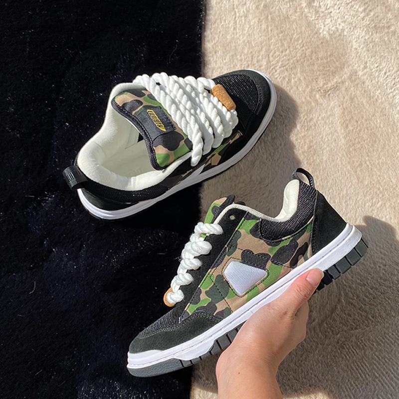 2026 new color comfortable and versatile casual shoes for outdoor daily wear, shoes with lace up flat soles, soft soles