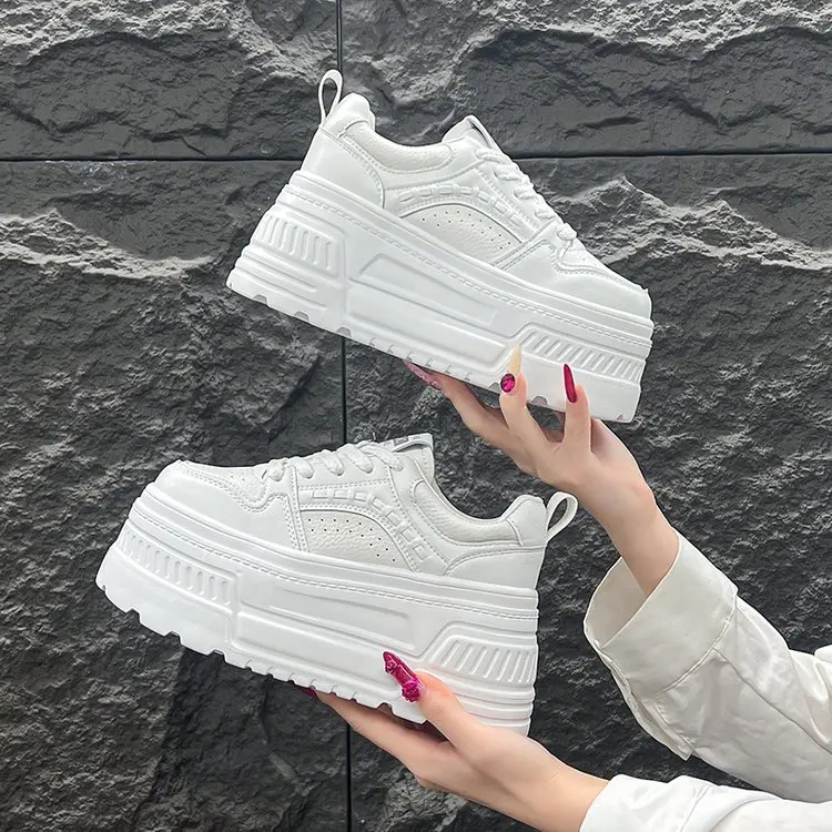Ladies Heightening Thick Bottom Sneakers Breathable Fashionable Casual Platform Shoes New Style Flatform Loafers
