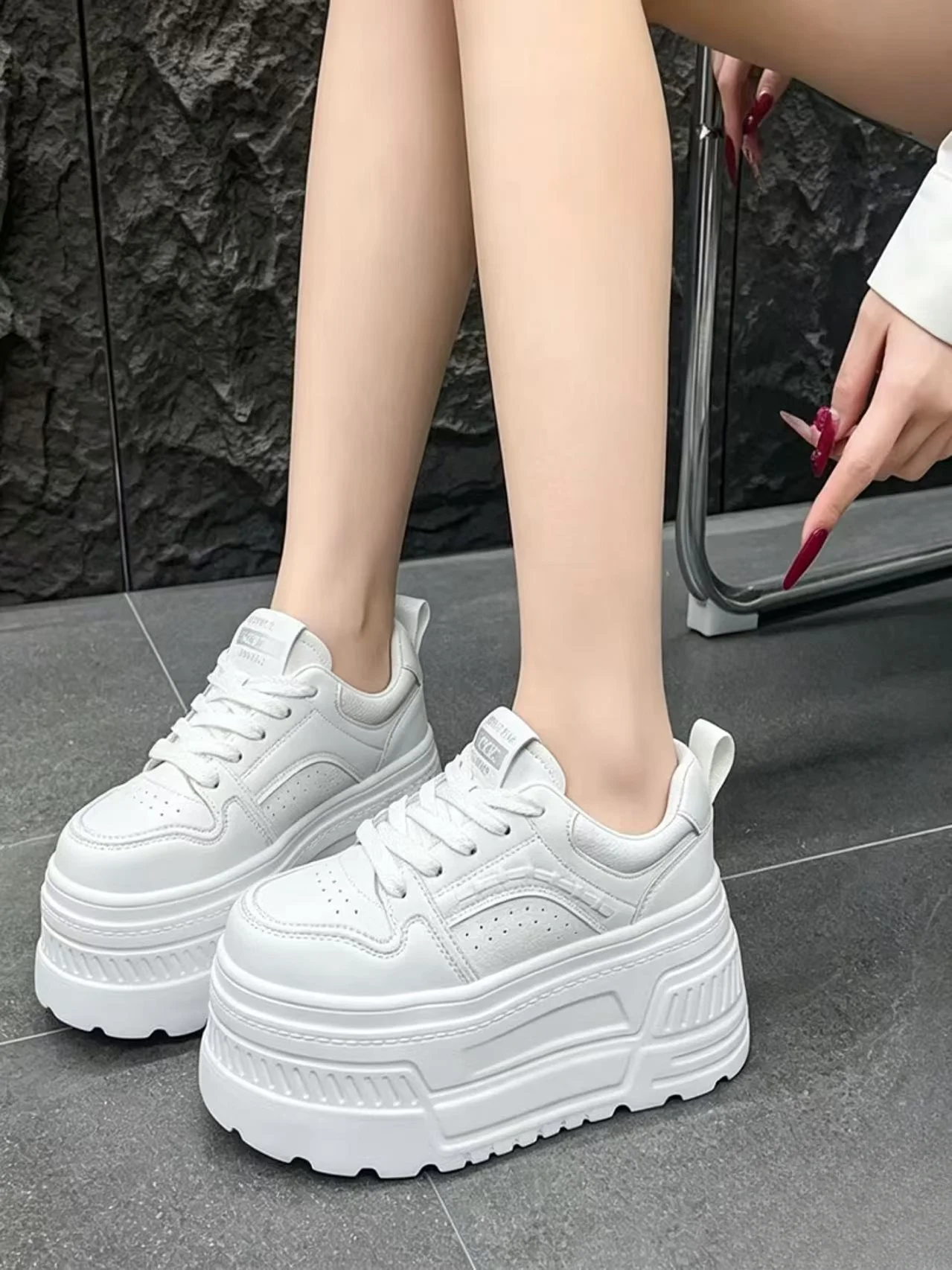 Ladies Heightening Thick Bottom Sneakers Breathable Fashionable Casual Platform Shoes New Style Flatform Loafers