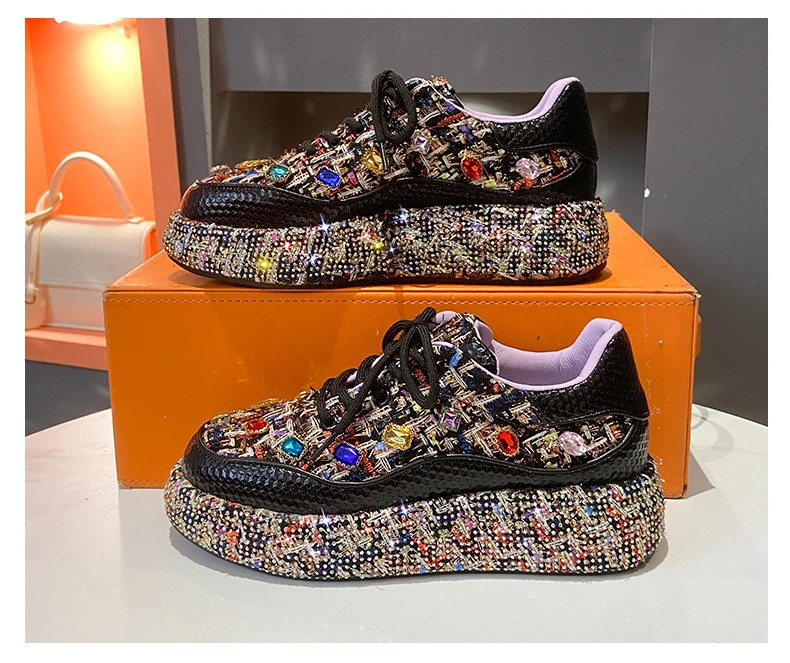 Women's Bead Decoration Luxury Platform Sneakers Diamond Shining Crystal Sports Shoes Designer Shoes Trendy Casual Flat Shoes
