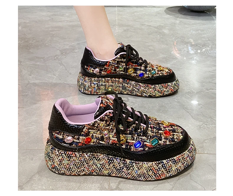 Women's Bead Decoration Luxury Platform Sneakers Diamond Shining Crystal Sports Shoes Designer Shoes Trendy Casual Flat Shoes